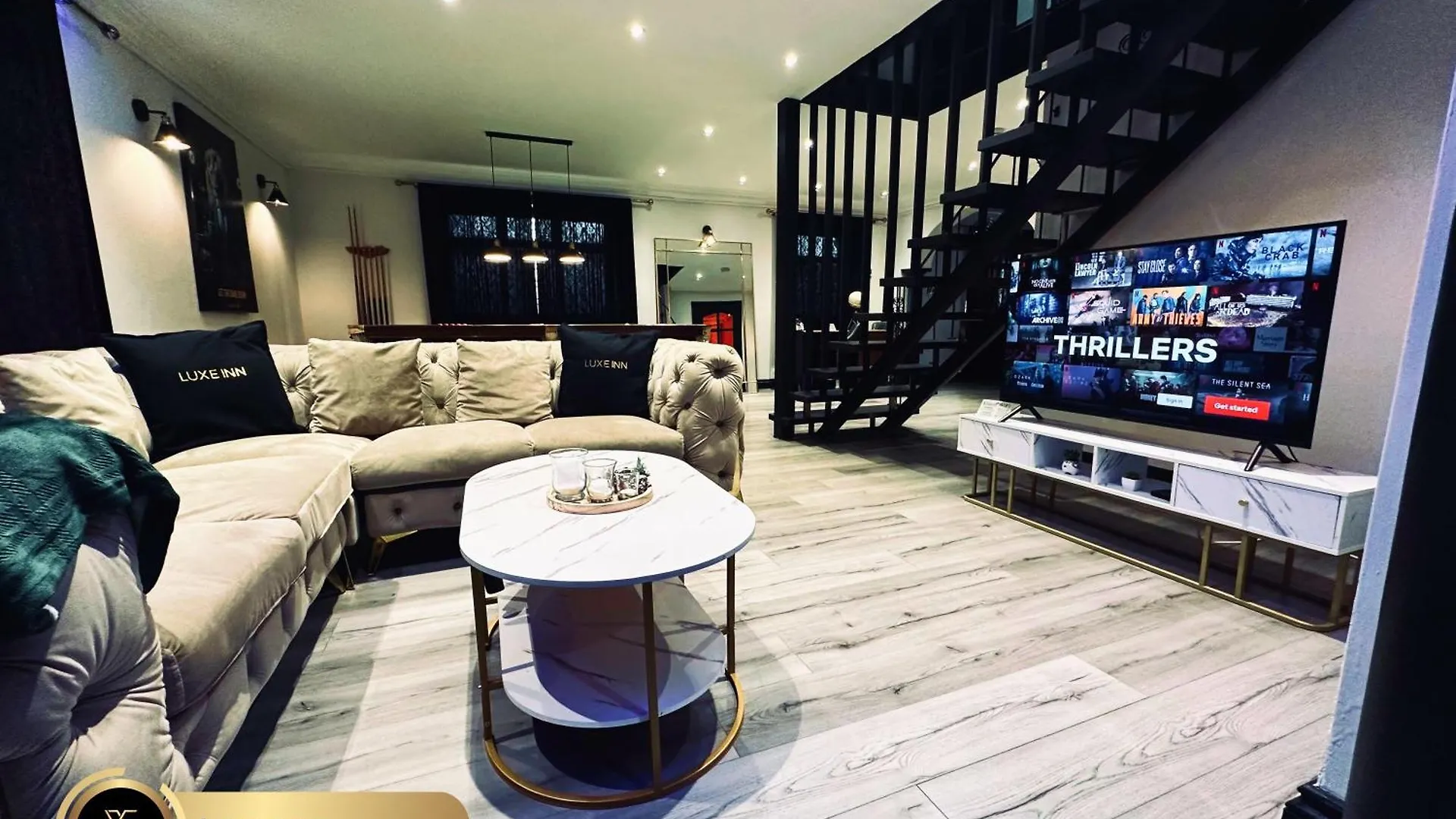 Luxury 4 Bed Room House, Heathrow Colnbrook Holiday home