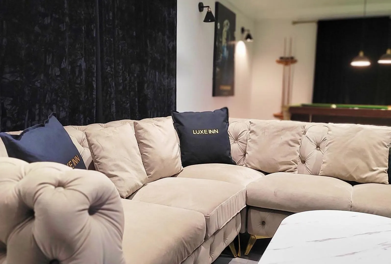 Luxury 4 Bed Room House, Heathrow Colnbrook Holiday home